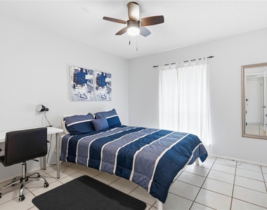 2425 Ashdale Dr - Photo Thumbnail 13