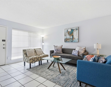 2425 Ashdale Dr - Photo Thumbnail 1
