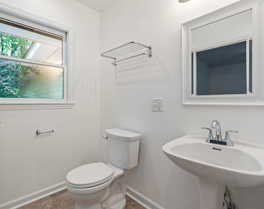 1209 Roosevelt Drive - Photo Thumbnail 20