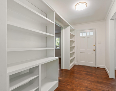 1209 Roosevelt Drive - Photo Thumbnail 10