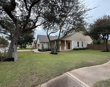 207 Arrowhead Trl - Photo Thumbnail 26