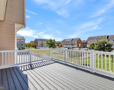 4934 Olympia Place - Photo Thumbnail 10