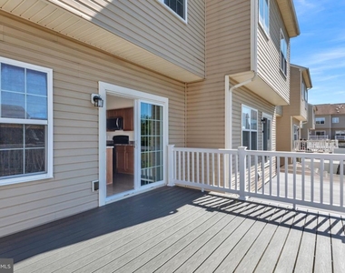 4934 Olympia Place - Photo Thumbnail 9