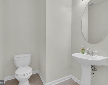 4934 Olympia Place - Photo Thumbnail 6