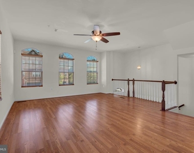 4934 Olympia Place - Photo Thumbnail 3