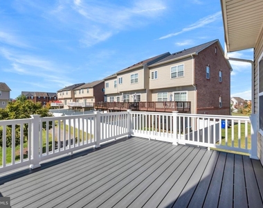 4934 Olympia Place - Photo Thumbnail 11