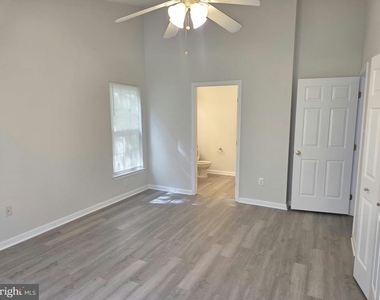 9731 Reese Farm Road - Photo Thumbnail 12