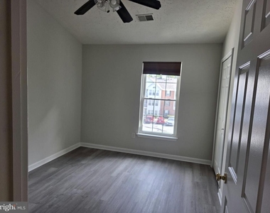 9731 Reese Farm Road - Photo Thumbnail 2