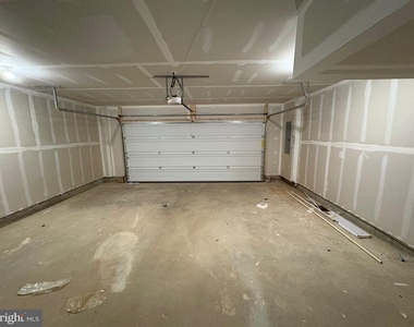 504 Downswing Road - Photo Thumbnail 15