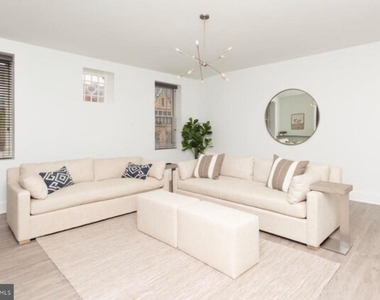 1026 N Calvert Street - Photo Thumbnail 4