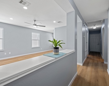 2322 Kuykendall Dr - Photo Thumbnail 8