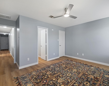 2322 Kuykendall Dr - Photo Thumbnail 14