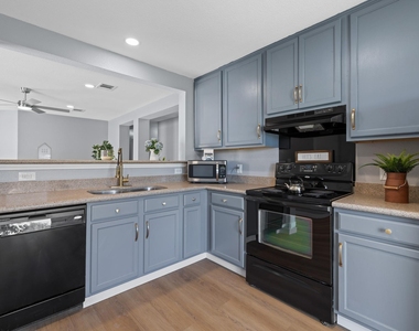 2322 Kuykendall Dr - Photo Thumbnail 10