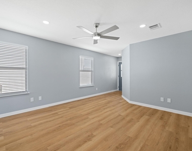 2322 Kuykendall Dr - Photo Thumbnail 6