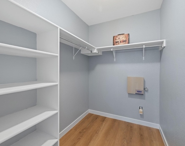 2322 Kuykendall Dr - Photo Thumbnail 16