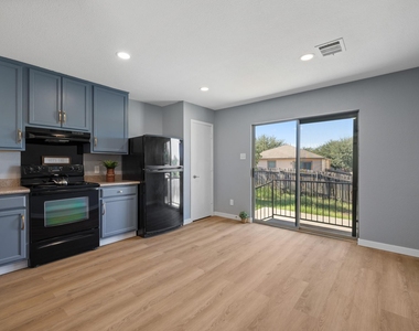 2322 Kuykendall Dr - Photo Thumbnail 9