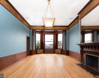 715 Washington Place - Photo Thumbnail 4