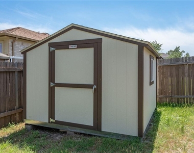 2116 Woodway Dr - Photo Thumbnail 29