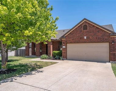 2116 Woodway Dr - Photo Thumbnail 2
