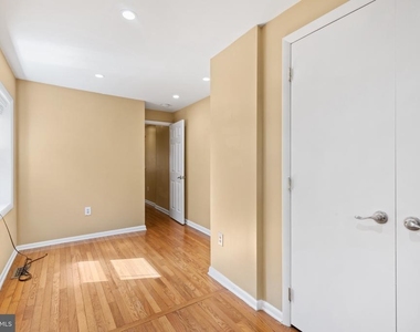 2204 Cambridge Street - Photo Thumbnail 17
