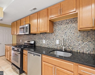 2204 Cambridge Street - Photo Thumbnail 7