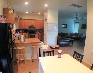 5100 Caswell Ave - Photo Thumbnail 2