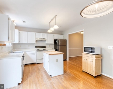 149 Langdon Farm Circle - Photo Thumbnail 8