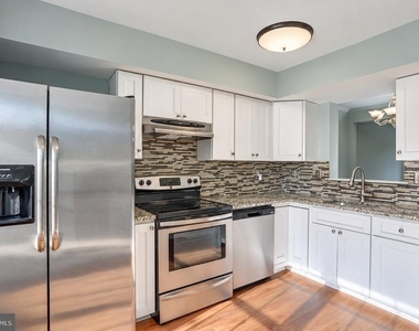 1346 Cox Cove Court - Photo Thumbnail 11