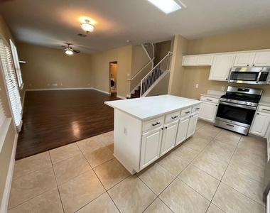 12829 Council Bluff Dr - Photo Thumbnail 2