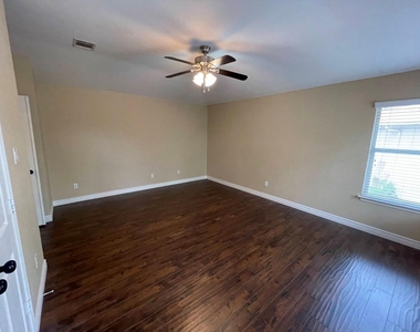 12829 Council Bluff Dr - Photo Thumbnail 12