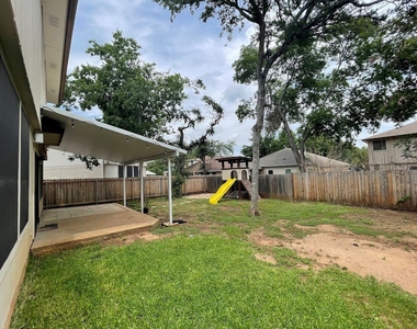 12829 Council Bluff Dr - Photo Thumbnail 26