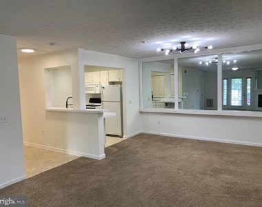 657 Burtons Cove Way - Photo Thumbnail 3