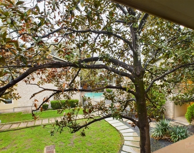 2303 East Side Dr - Photo Thumbnail 7