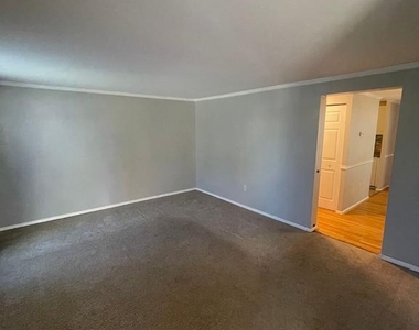 7964 Covington Avenue - Photo Thumbnail 3