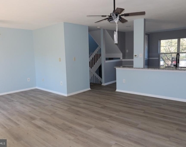 128 Thames Drive - Photo Thumbnail 5