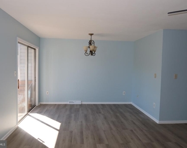 128 Thames Drive - Photo Thumbnail 4