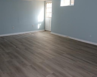128 Thames Drive - Photo Thumbnail 14