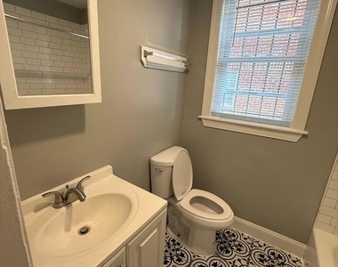 640 Girard Street Ne - Photo Thumbnail 14