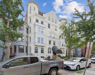 1718 Corcoran Street Nw - Photo Thumbnail 9