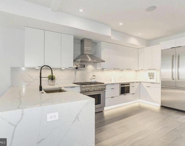 1817 Vernon Street Nw - Photo Thumbnail 7