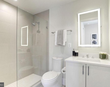 1817 Vernon Street Nw - Photo Thumbnail 25
