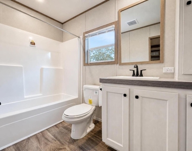 8806 Thunderbird Rd - Photo Thumbnail 5