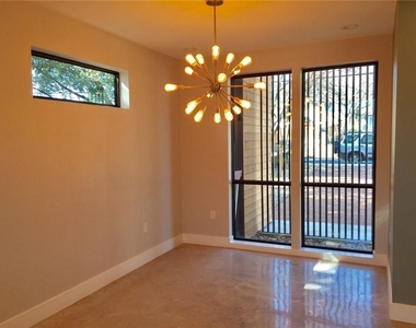 5619 Adams Ave - Photo Thumbnail 6