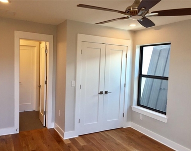 5619 Adams Ave - Photo Thumbnail 17