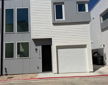 2000 Riverside Farms Rd - Photo Thumbnail 1