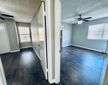 2612 Gwendolyn Ln - Photo Thumbnail 25