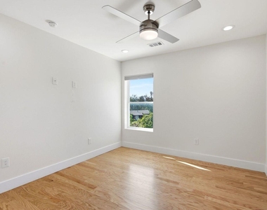 1416 Berene Ave - Photo Thumbnail 15