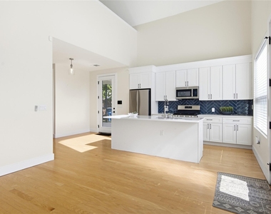1416 Berene Ave - Photo Thumbnail 5