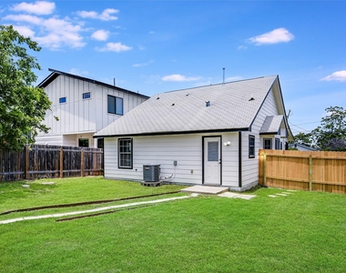 411 Delmar Ave - Photo Thumbnail 25