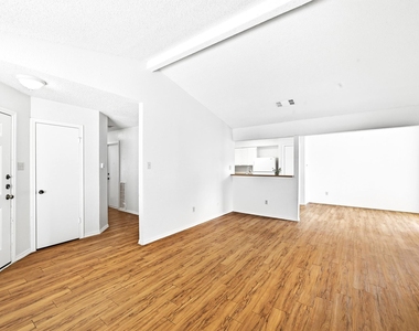 5901 Kevin Kelly Pl - Photo Thumbnail 6